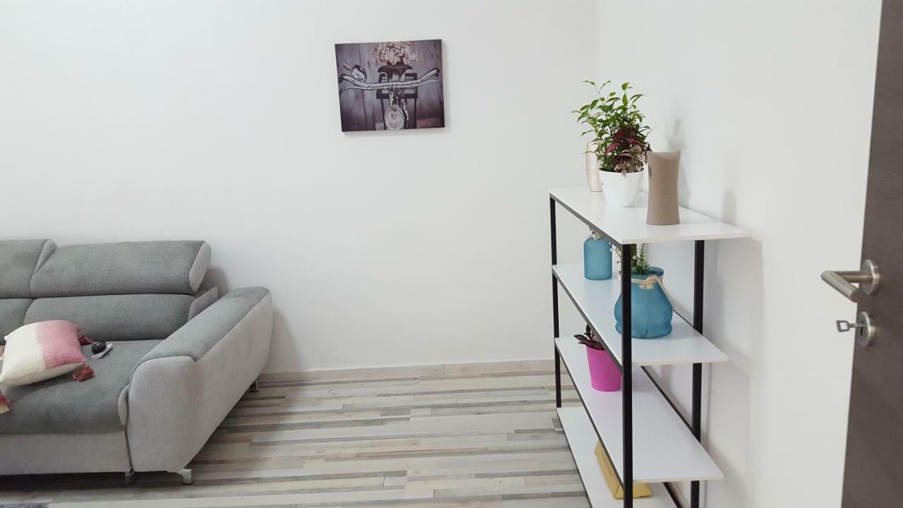 Apartmán Imperia *** Pula